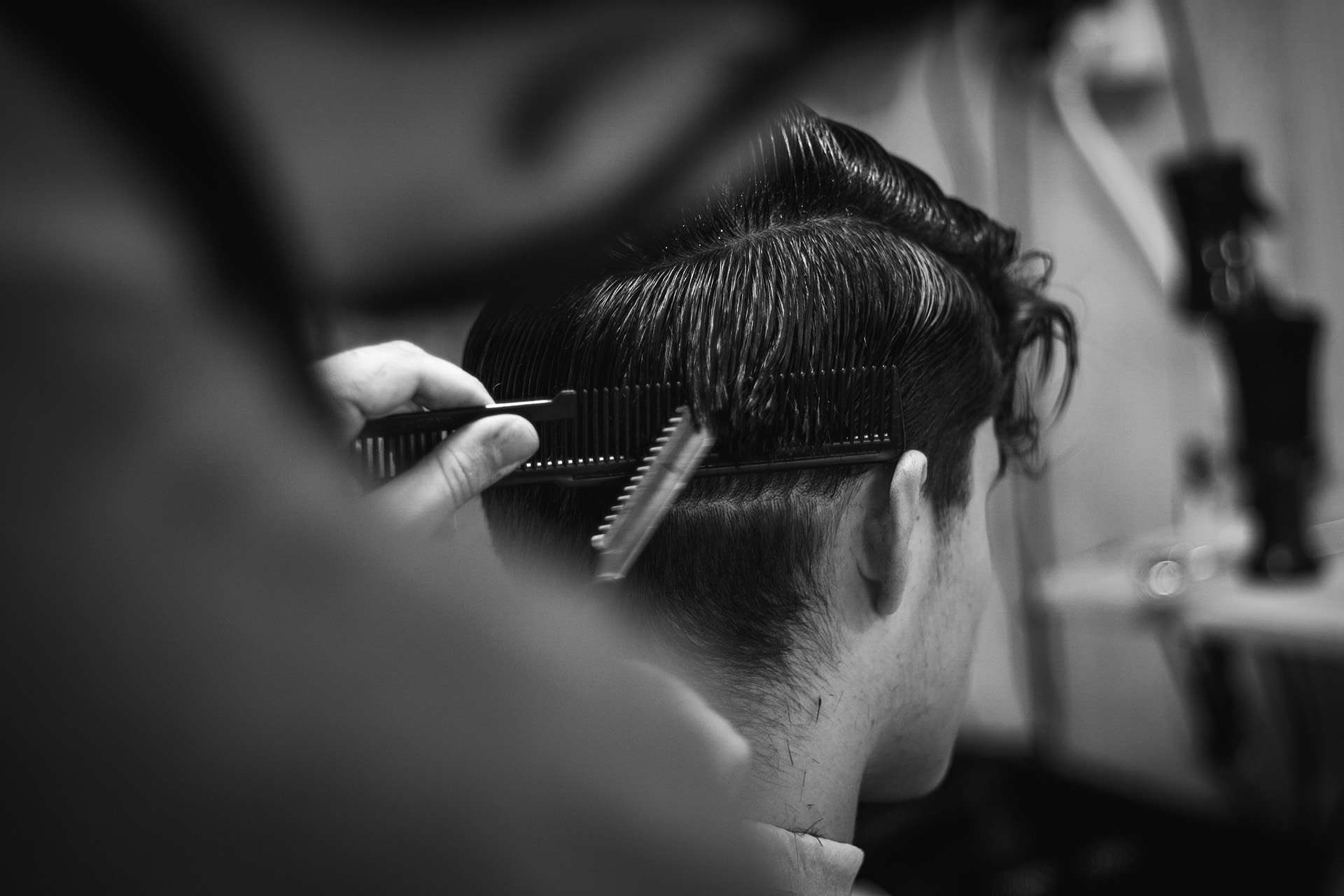 Cut-one綾瀬店の外観